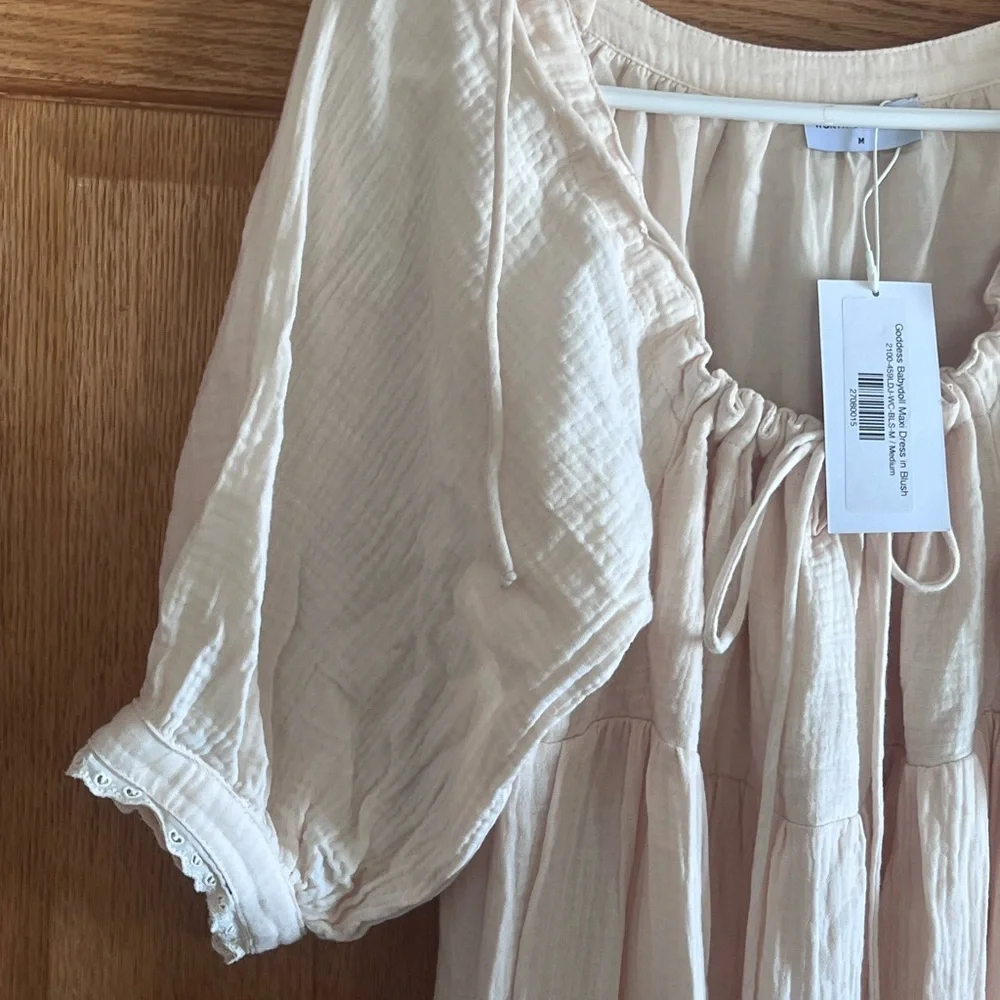 Worth collection Goddess babydoll whimsical maxi dress 
Blush color size medium - Picture 5 of 7
